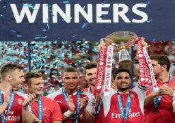 أرسنال يقهر إيفرتون ويتوج بالكأس الآسيوية لأندية الدوري الانجليزي بسنغافورة