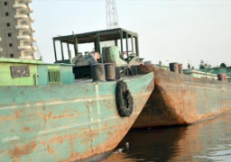 إيقاف ملاحة الصنادل بالقاهرة.. منع المكبرات الصوتية.. حملة ضد المخالفات.. قرارات الحكومة لضبط النقل النهري