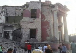 النيابة العامة تعاين موقع انفجار القنصلية الإيطالية