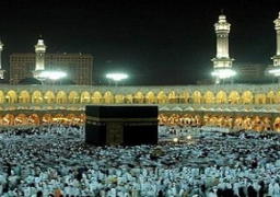 جموع المصلين يؤدون صلاة العيد بالحرم المكي والمسجد النبوي