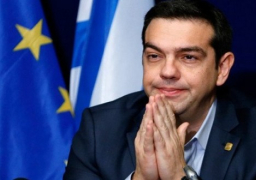 رئيس وزراء اليونان يتعهد للبرلمان الأوروبي بتقديم إصلاحات