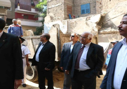 محافظ القاهرة يطلق مبادرة نظافة أسطح المنازل بالدرب الاحمر