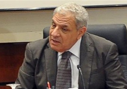 محلب يبحث أحدث تقنيات الحد من تلوث المصارف