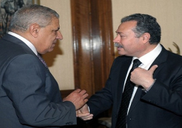 محلب يبحث مشكلات التعليم مع الرافعي..ويؤكد: أنه أهم الأولويات