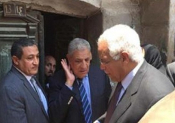 محلب يعد أصحاب المنازل المتضررة من تفجير القنصلية بإيجاد حل سريع