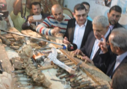 محلب يلتقى محافظ دمياط حول “مدينة الاثاث” ويقرر اجتماع عاجل لمناقشته