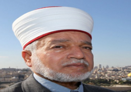مفتي القدس يناشد الجامعة العربية و«التعاون الإسلامي» التدخل لحماية الأقصى