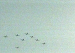 مقاتلات الـ”إف 16″ تحلق في سماء القاهرة والجيزة اليوم