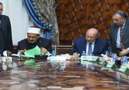 الإمام الأكبر: بيت الزكاة خصص100 مليون جنيه كدفعة أولى لعلاج مرضى فيروس “سي”