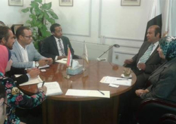 إحدى المجموعات تعرض وضع اسمها وعلامتها التجارية على منتجات القابضة الغذائية وطرحها في الأسواق