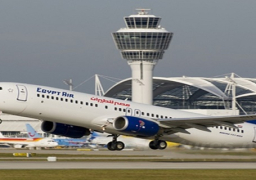 السعودية تعلن وصول الطائرة الإغاثية الحادية عشرة لعدن