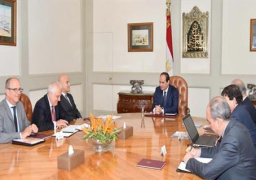 السيسي يلتقي المدير التنفيذي لـ”إيني” الإيطالية للبترول.. والشركة: نعتزم زيادة استثماراتنا في مصر