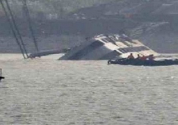 انقلاب قارب على متنه 100 شخص في بحيرة فيكتوريا بكينيا