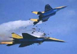 تحطم طائرتين خلال عرض جوي في سويسرا ومقتل شخص على الأقل