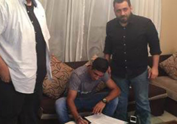 رامي ربيعة يوقع للأهلي لمدة 5 مواسم