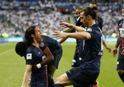 سان جيرمان يفوز على موناكو بثلاثية وينفرد بصدارة الدوري الفرنسي