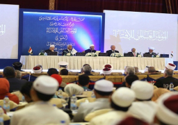 شومان يطالب الدول الإسلامية باصدار تشريعات تحدد جهات إصدار الفتاوى