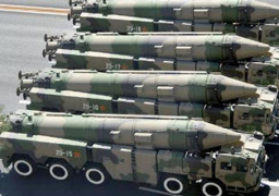 إيران تزيح الستار عن صاروخ باليستي جديد يعمل بوقود صلب مداه 500 كيلومتر