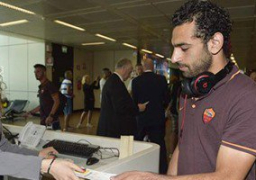 محمد صلاح يغادر إلى إسبانيا لمواجهة فالنسيا