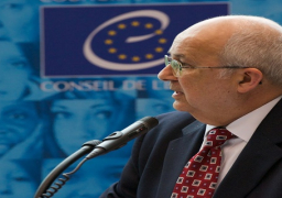 مدير مكتبة الإسكندرية يشارك في سلسلة نقاشات مجلس أوروبا حول الأمن الديمقراطي