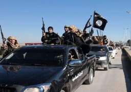 مقتل العشرات فى اشتباكات بين داعش والمعارضة السورية بحلب