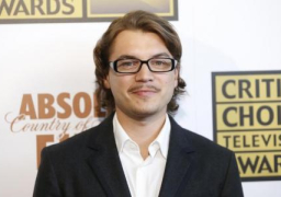 منظمو مهرجان أسباني يتراجعون ويوجهون الدعوة لموسيقي يهودي لإقامة حفل