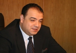 نقل السوق العشوائي أسفل الكوبري العلوي بالفيوم إلى حي باغوص