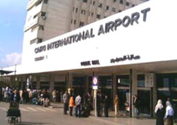 وصول نائب رئيس المفوضية الأفريقية لحضور حفل افتتاح قناة السويس الجديدة