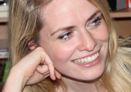 10 آلاف مواطن أيسلندي يطلبون استضافة اللاجئين السوريين