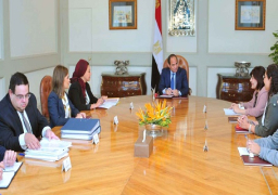 الرئيس يجتمع بأعضاء المجلس التخصصي للتنمية الاقتصادية