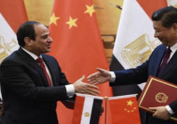 السيسي يدعو الشركات الصينية للمساهمة في مشروعات تنمية اقتصاد مصر