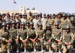 الفريق محمود حجازى يتفقد الإستعداد القتالى بإحدى وحدات القوات الخاصة وعناصر الشرطة العسكرية