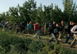 المجر تبدأ في بناء سياج على حدودها مع كرواتيا لوقف تدفق المهاجرين