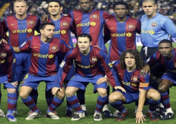 ثلاثية سواريز تقود برشلونة لتحويل تأخره والفوز على ايبار