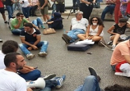 دعوة للاعتصام أمام مقر الحكومة اللبنانية للمطالبة بإطلاق سراح الموقوفين