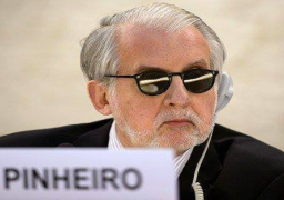 رئيس”لجنة التحقيق بشأن سوريا” يدعو المجتمع الدولي لدعم خطة دي ميستورا