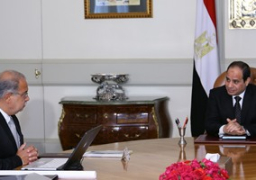 السيسى يجتمع بحكومة شريف إسماعيل الجديدة