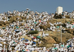 3 ملايين من ضيوف الرحمن يتدفقون على عرفات لتأدية الركن الاعظم للحج