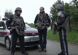 الشرطة النمساوية تحرر 24 مهاجرا أفغانيا كادوا يموتون اختناقا داخل سيارة