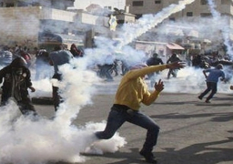 إصابة طلبة فلسطينيين فى مواجهات مع قوات الاحتلال
