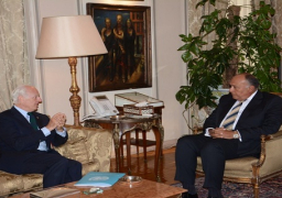 وزير الخارجية يؤكد دعم جهود مبعوث الأمم المتحدة لسوريا