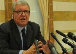 وزير الداخلية اللبناني يتعهد بالتعامل بحسم مع أي محاولات لاقتحام مؤسسات الدولة