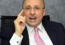 وزير الصحة يراجع تطبيق الإجراءات الوقائية بالمحافظات