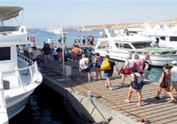 ميناء الأسكندرية يستقبل 3062 سائحا من جنسيات مختلفة