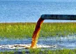 “البيئة” : شركات السكر تعاقدت مع جامعة القاهرة لوقف الصرف في النيل