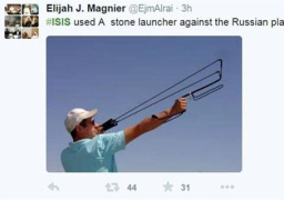 بالصور.. مراسلون أجانب يسخرون من داعش لإعلانها إسقاط الطائرة الروسية: “عايزين نشتري صواريخ منكم”