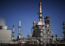 النفط الامريكي يعاود الصعود فوق 40 دولارا