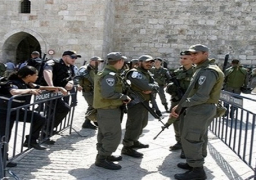 الاحتلال الإسرائيلي يحول القدس لثكنة عسكرية ويحاصر المسجد الأقصى