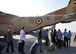 بالصور.. القوات الجوية تنقل أكثر من 1100 قاضٍ من المشاركين في الانتخابات البرلمانية