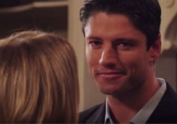 بطل المسلسل الأمريكي “أيام حياتنا” يعود إلى الحياة من أجل لاجئة سورية مصابة بالشلل